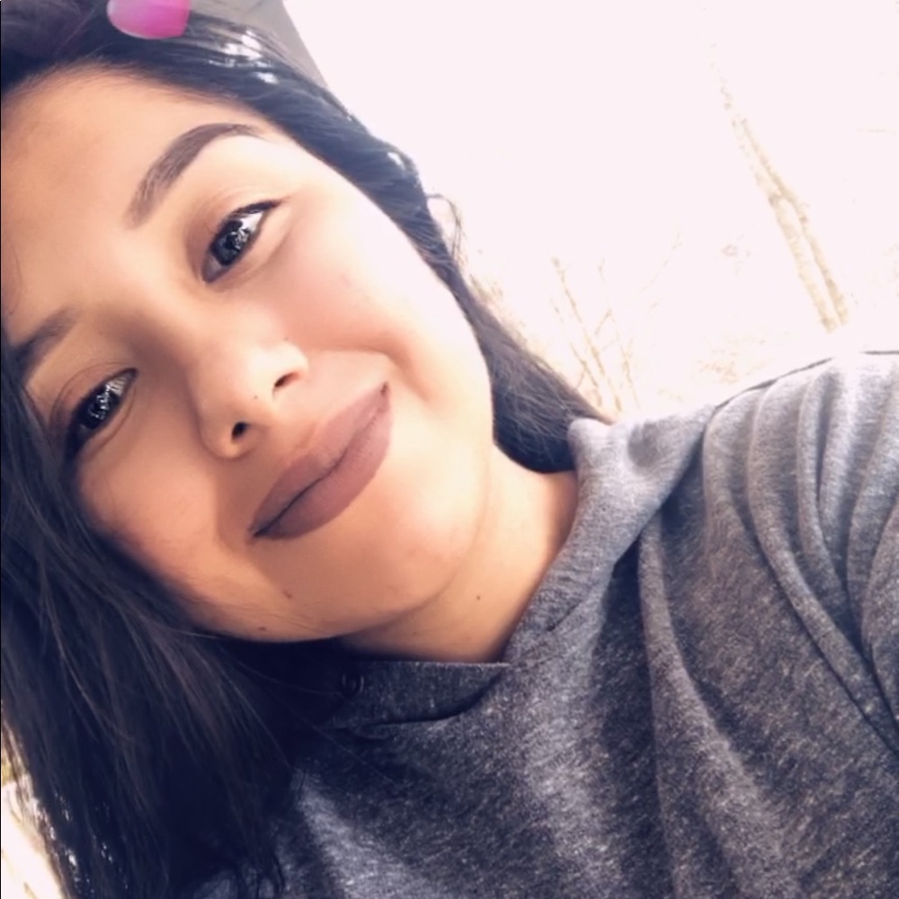 Meet your Posher, Mariana